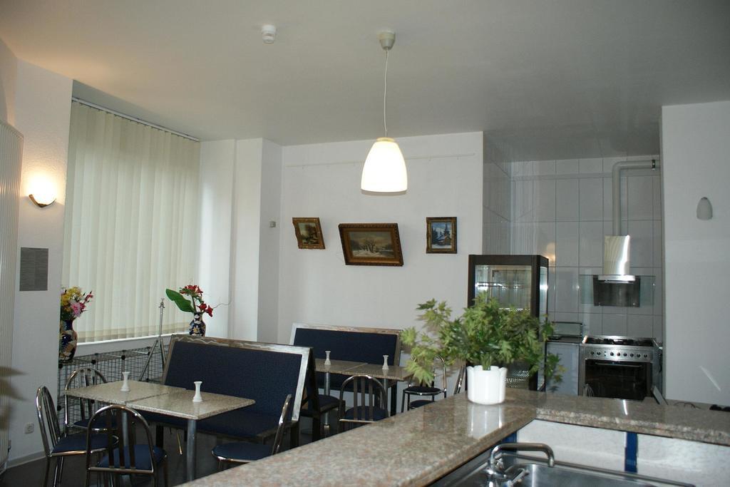 Hotel Garni Aaberna Берлин Экстерьер фото