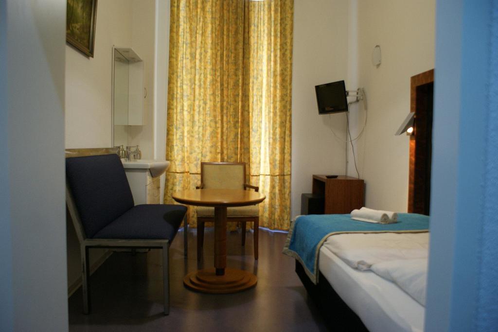 Hotel Garni Aaberna Берлин Номер фото